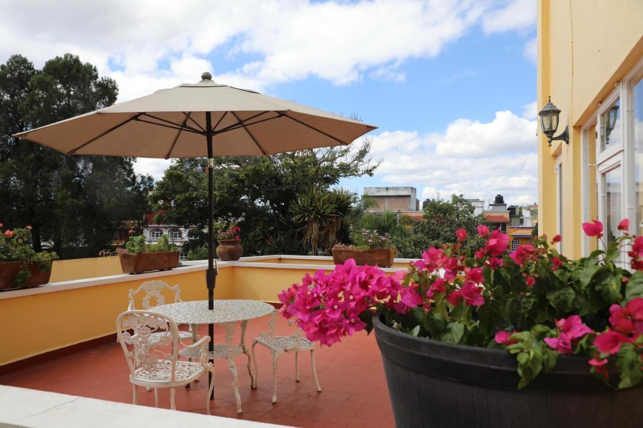 Hotel Belisana Ixtapan de la Sal Exterior foto